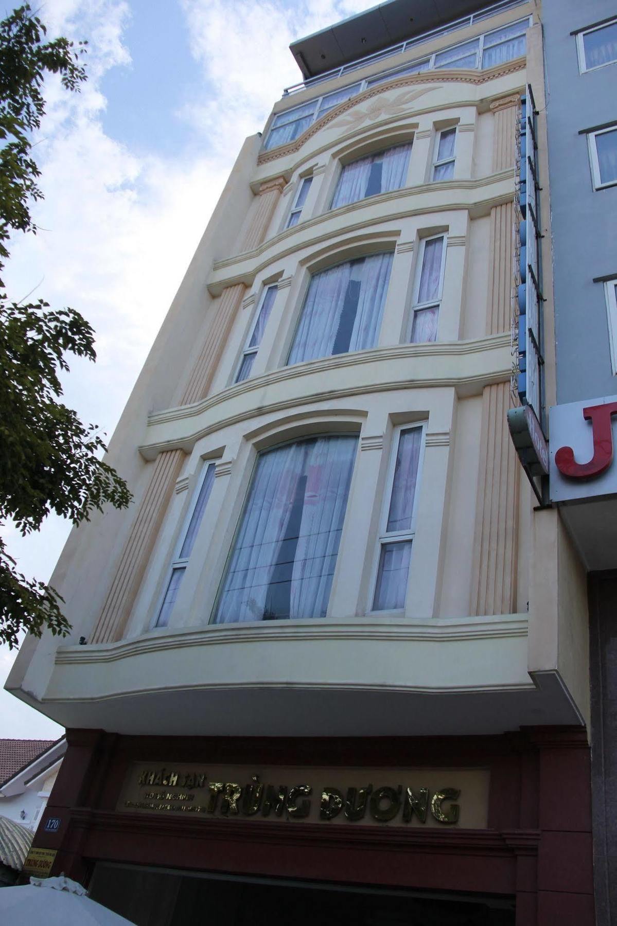 Trung Duong Da Nang Beach Hotel מראה חיצוני תמונה