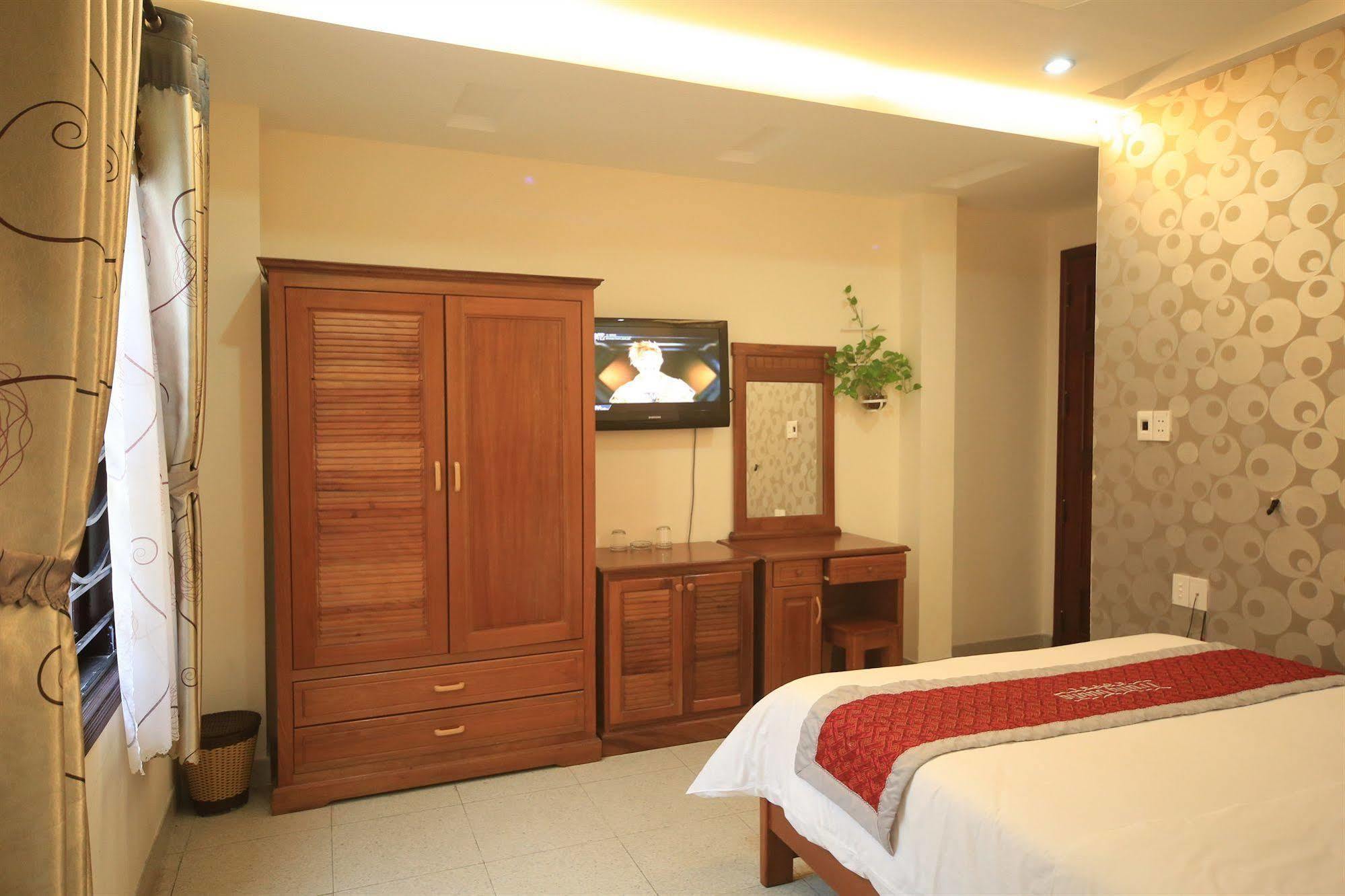 Trung Duong Da Nang Beach Hotel מראה חיצוני תמונה