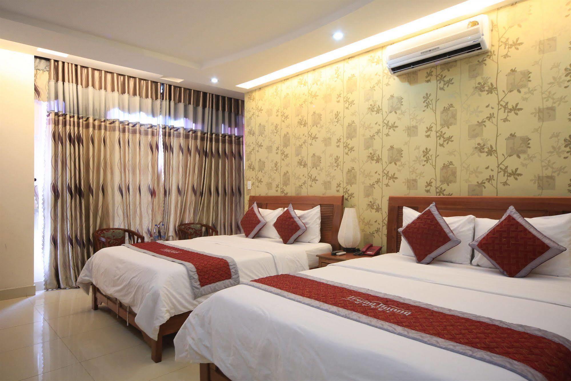 Trung Duong Da Nang Beach Hotel מראה חיצוני תמונה