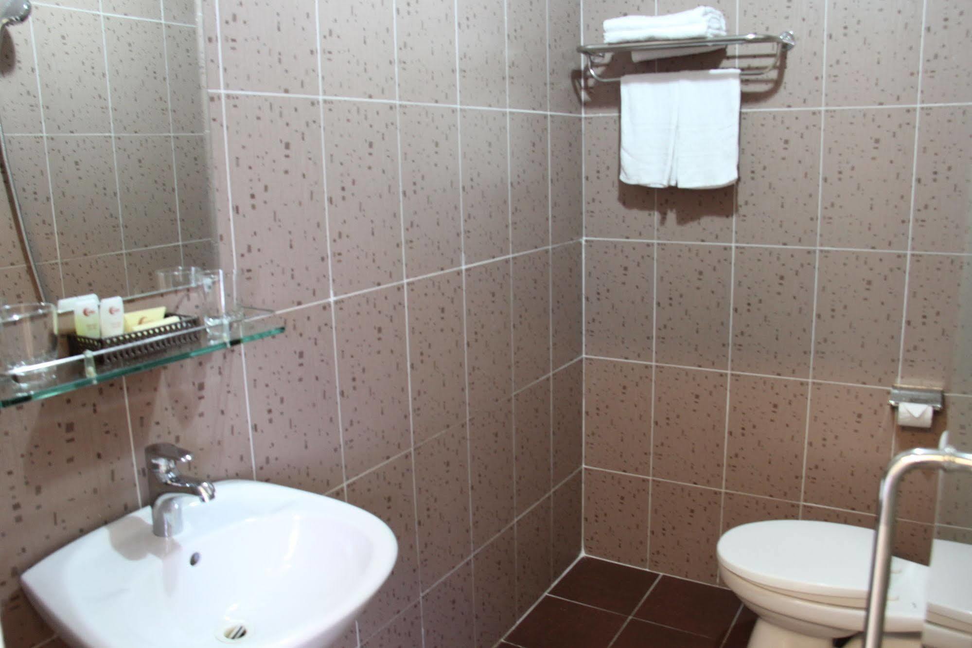 Trung Duong Da Nang Beach Hotel מראה חיצוני תמונה