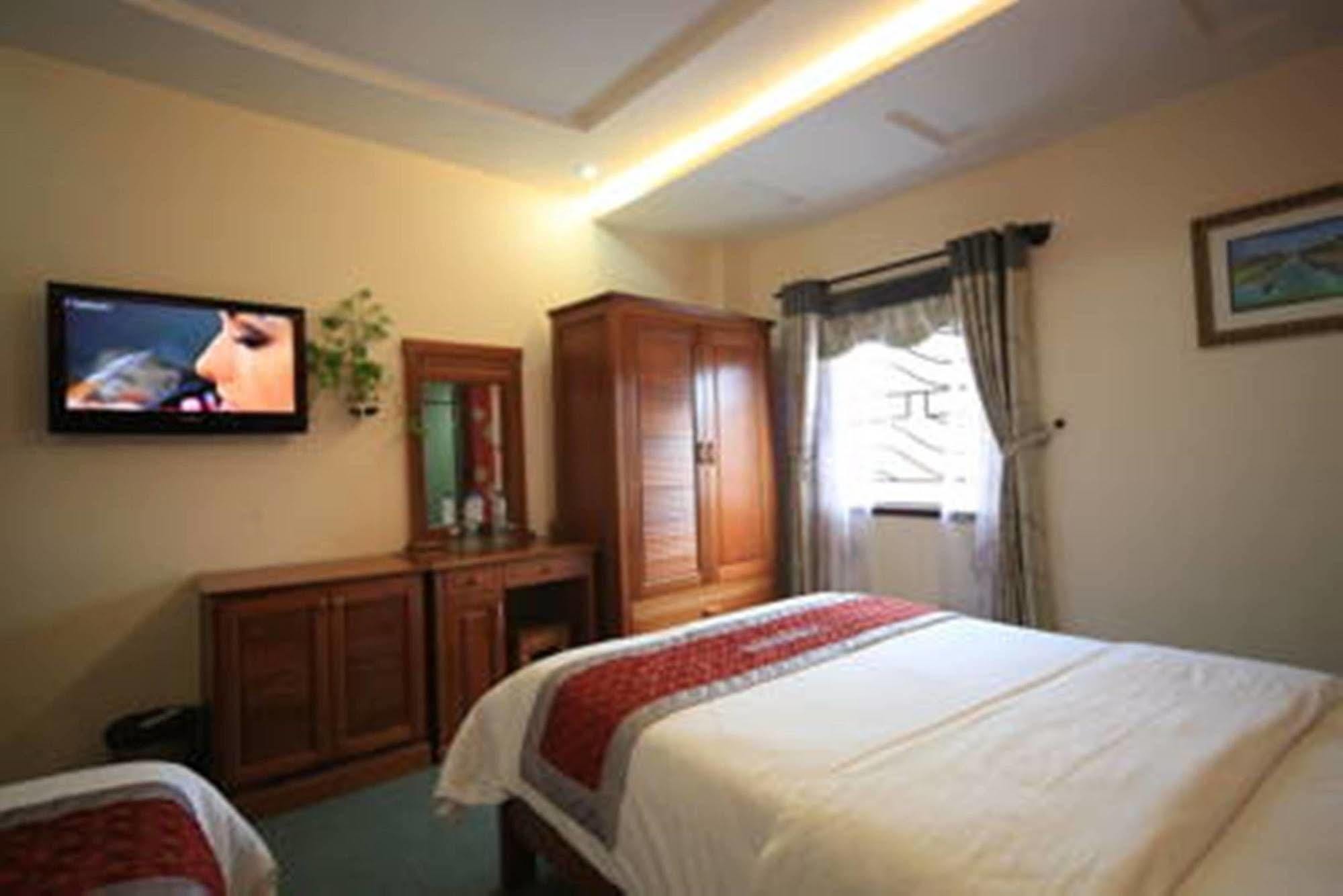 Trung Duong Da Nang Beach Hotel מראה חיצוני תמונה