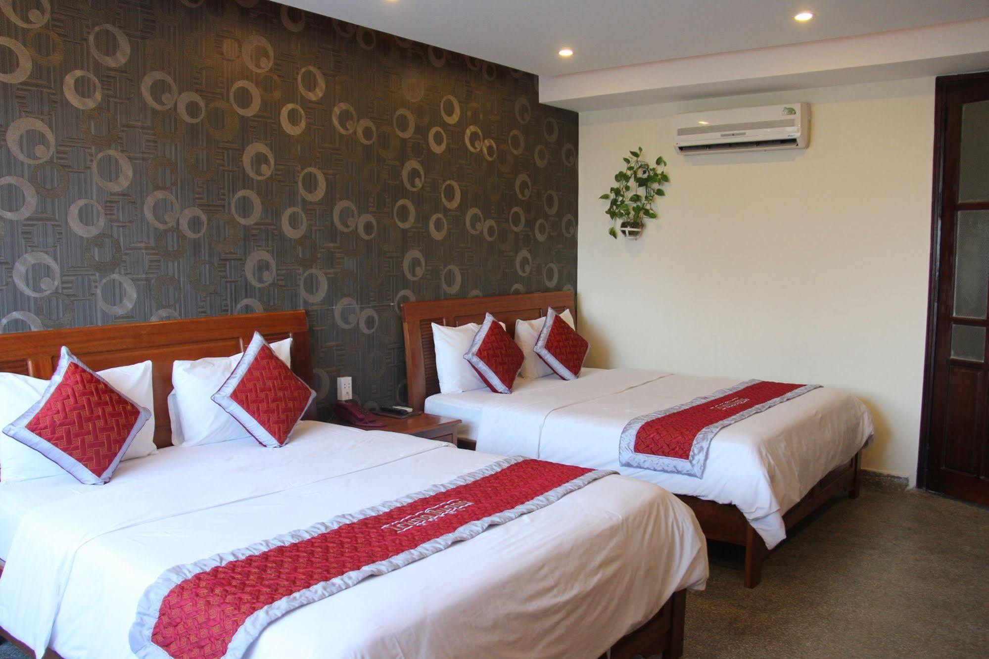 Trung Duong Da Nang Beach Hotel מראה חיצוני תמונה