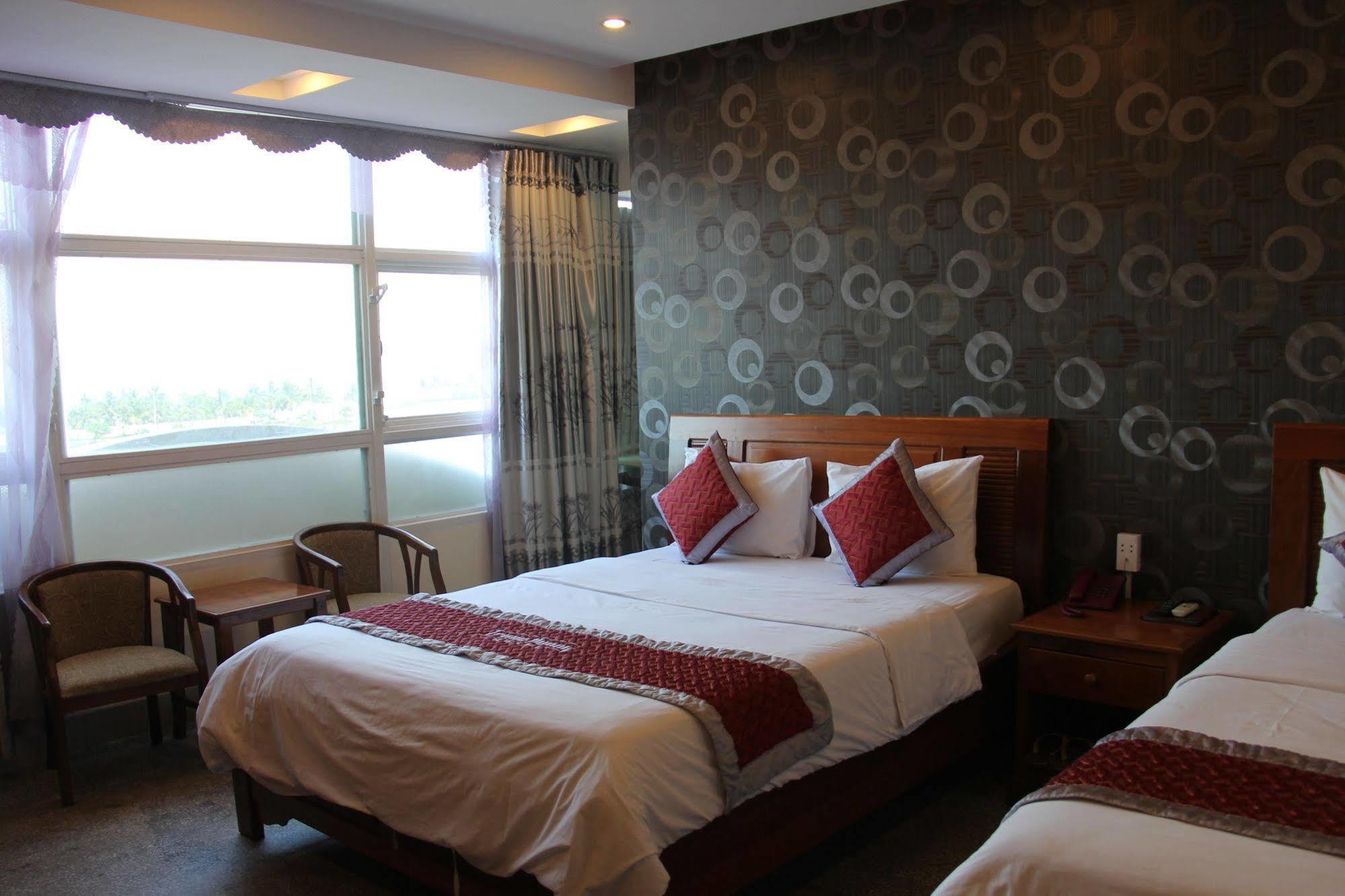 Trung Duong Da Nang Beach Hotel מראה חיצוני תמונה